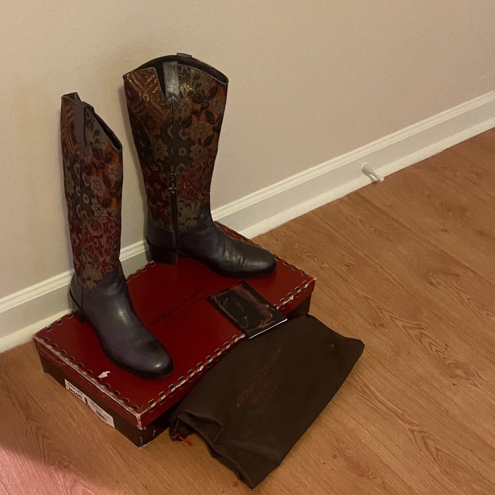 Donald J. Pliner Multicolor Winter & Rain Boots